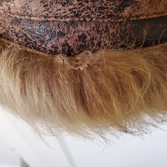 Le Chateau False Suede XXS Belted Coat Faux Fur Collar and Lining - Picture 16 of 16